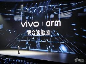 vivo X200系列登场：小屏mini版硬刚苹果，一键拖拽啥都能干