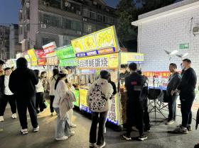 地摊经济爆火，餐饮摆摊却难“暴富”