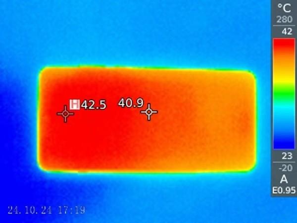 一加13评测：以巅峰质感、顶级能力书写旗舰新篇章